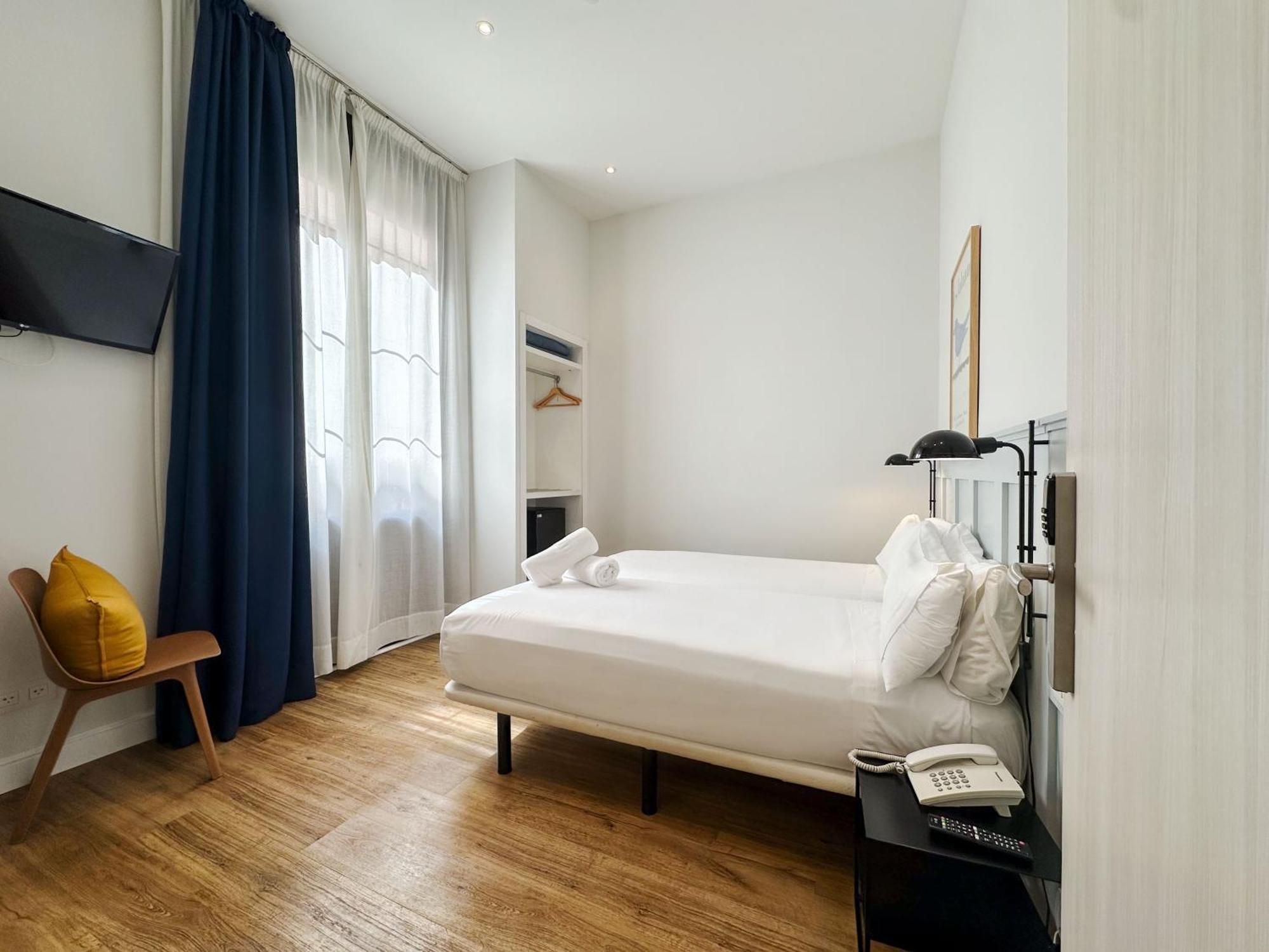 Guest house Som Nit Born Barcelona